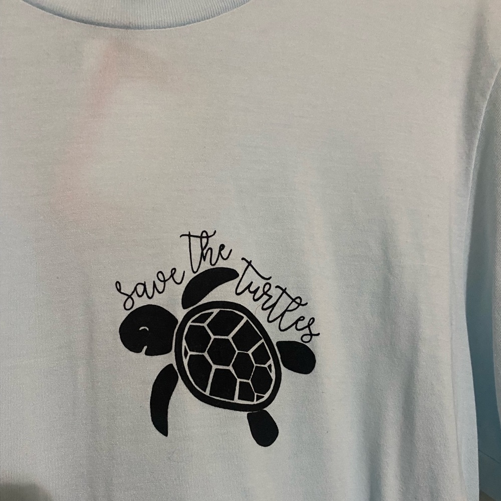 Save the turtles tee 🐢 - Picture 2 of 4